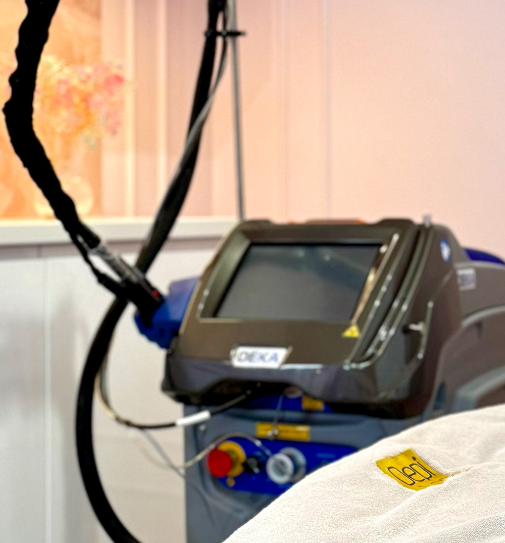 Motus AY Laser device